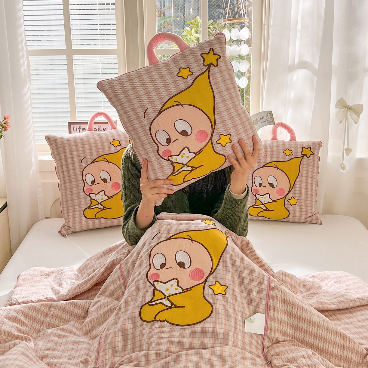 91家纺网 家纺一手货源 找家纺 （总）古本家居 2026春夏新款全棉星宝系列抱枕被