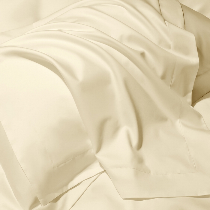 91家纺网 家纺一手货源 找家纺 女子家纺 2026新款纯色长绒棉全棉纯棉轻奢四件套- 俏佳人 奶昔白