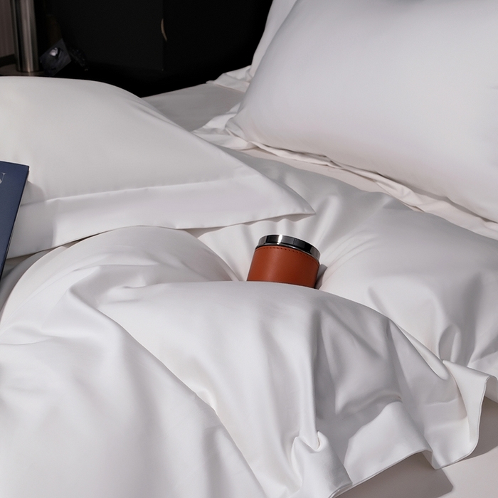 91家纺网 家纺一手货源 找家纺 女子家纺 2026新款纯色长绒棉全棉纯棉轻奢四件套- 俏佳人 贵族白