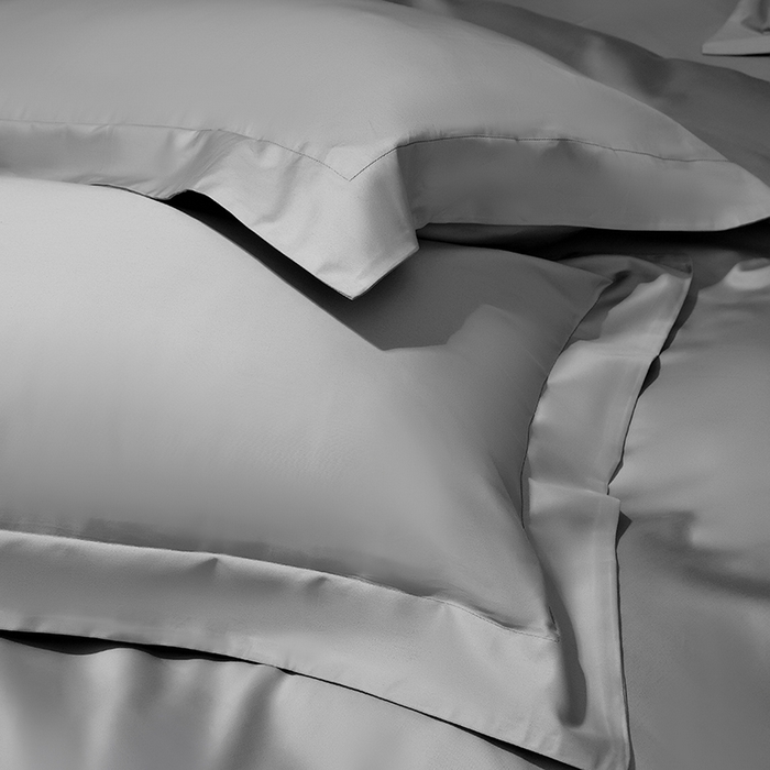 91家纺网 家纺一手货源 找家纺 女子家纺 2026新款纯色长绒棉全棉纯棉轻奢四件套- 俏佳人 高级灰