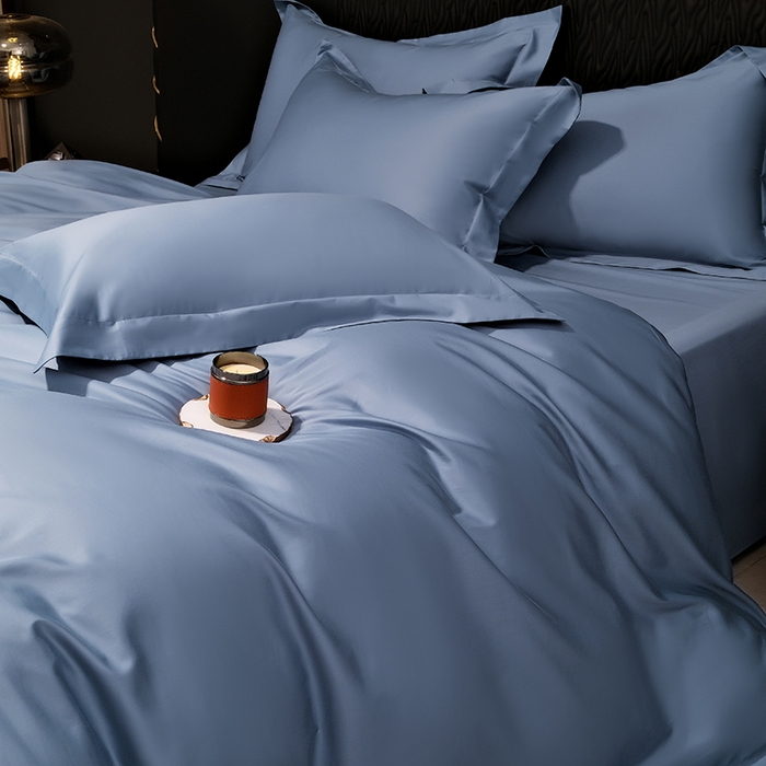 91家纺网 家纺一手货源 找家纺 女子家纺 2026新款纯色长绒棉全棉纯棉轻奢四件套- 俏佳人 宾利蓝