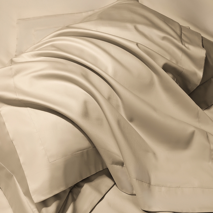 91家纺网 家纺一手货源 找家纺 女子家纺 2026新款纯色长绒棉全棉纯棉轻奢四件套- 俏佳人 浅香槟