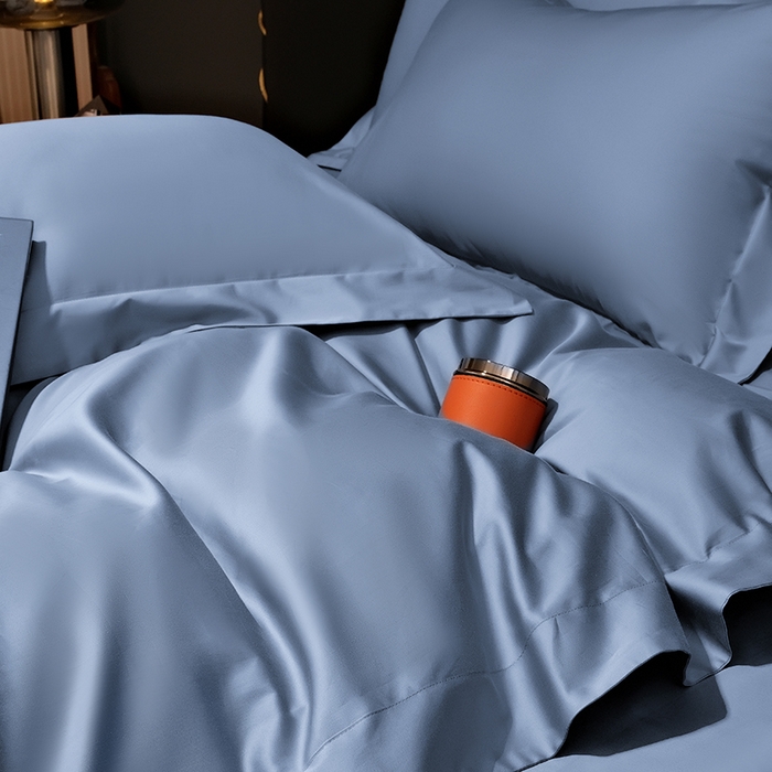 91家纺网 家纺一手货源 找家纺 女子家纺 2026新款纯色长绒棉全棉纯棉轻奢四件套- 俏佳人 宾利蓝