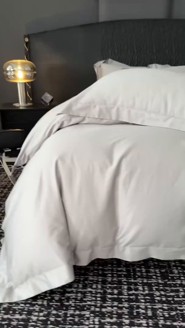 91家纺网 家纺一手货源 找家纺 女子家纺 2026新款纯色长绒棉全棉纯棉轻奢四件套- 俏佳人 贵族白