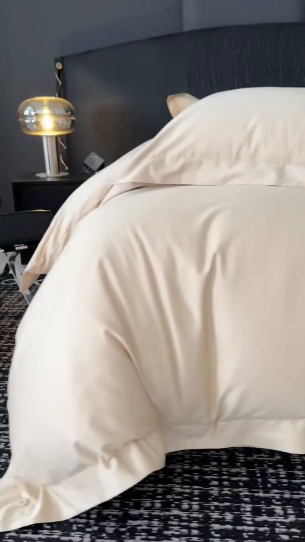 91家纺网 家纺一手货源 找家纺 女子家纺 2026新款纯色长绒棉全棉纯棉轻奢四件套- 俏佳人 浅香槟