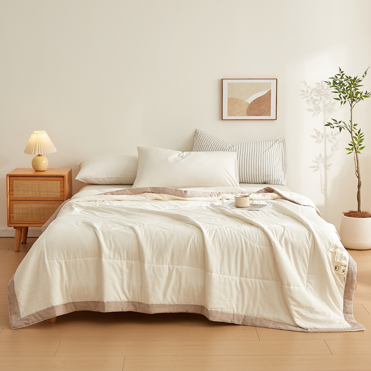 91家纺网 家纺一手货源 找家纺 （总）格子铺 2026新款亲肤水洗棉棉花条纹包边夏被