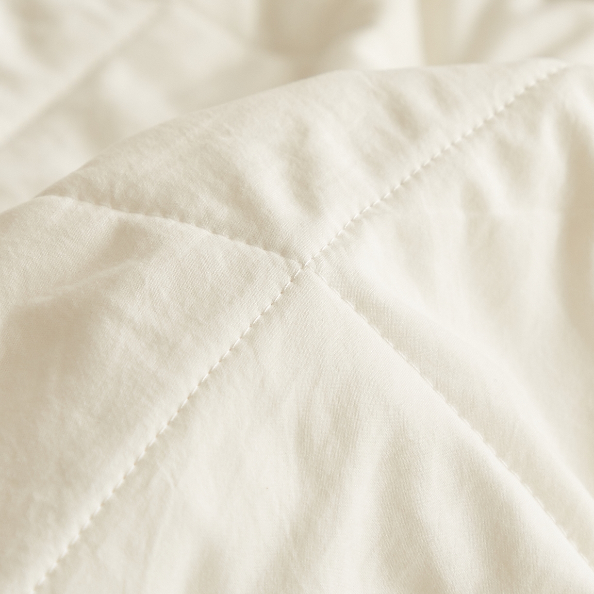 91家纺网 家纺一手货源 找家纺 （总）格子铺 2026新款亲肤水洗棉棉花条纹包边夏被