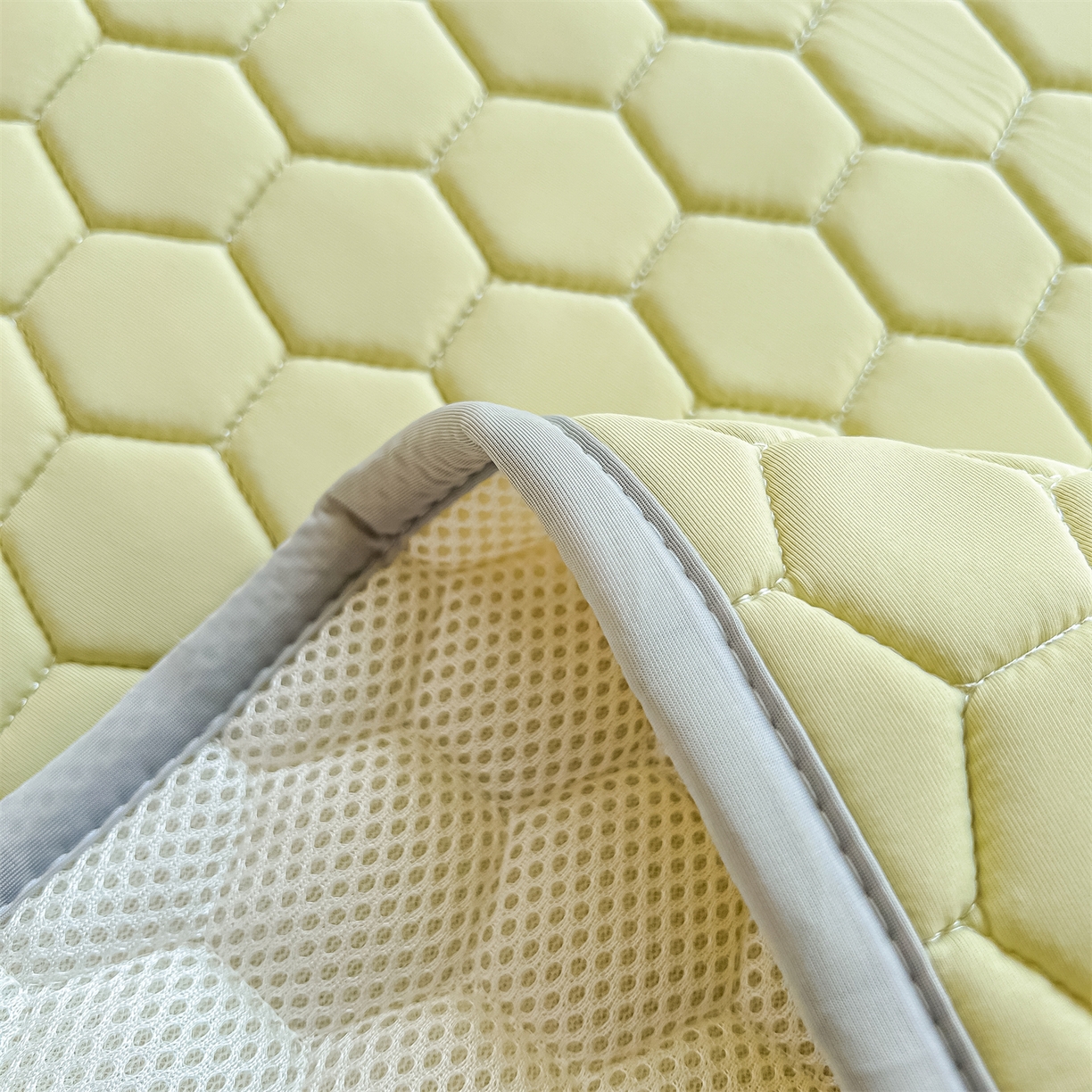 91家纺网 家纺一手货源 找家纺 （总）爱宝被业 2026新款硅胶凉席席子凉席三件套