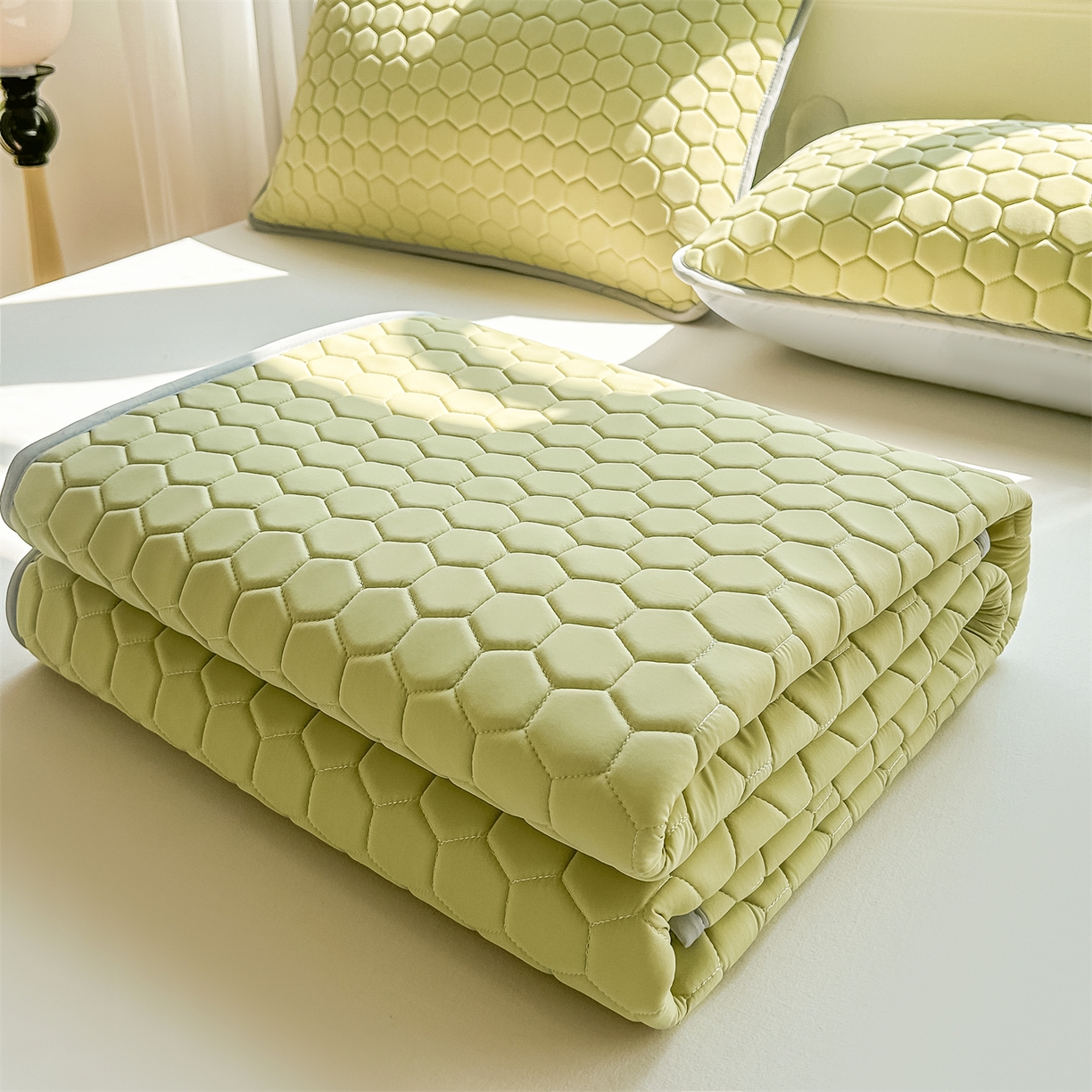 91家纺网 家纺一手货源 找家纺 （总）爱宝被业 2026新款硅胶凉席席子凉席三件套