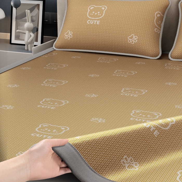 91家纺网 家纺一手货源 找家纺 好福居 2026新款A类冰感抑菌印花冰丝席凉席-床笠款-床席款 开心小熊咖-床席款