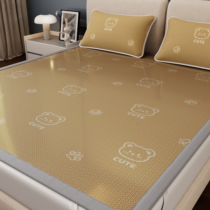 91家纺网 家纺一手货源 找家纺 好福居 2026新款A类冰感抑菌印花冰丝席凉席-床笠款-床席款 开心小熊咖-床席款