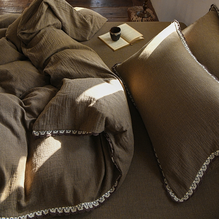 91家纺网 家纺一手货源 找家纺 （总）松色家居 2026新款松弛感中古风镜子色织全棉四件套-素净闲韵