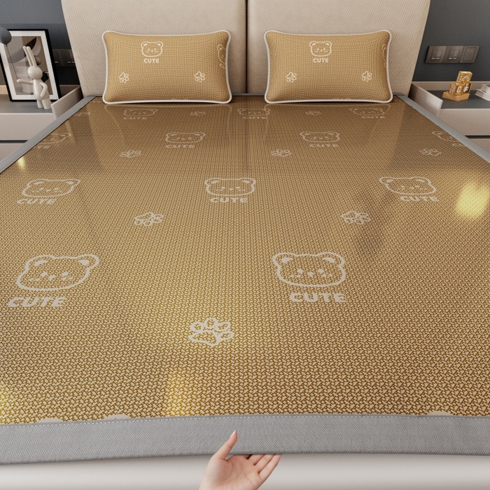 91家纺网 家纺一手货源 找家纺 好福居 2026新款A类冰感抑菌印花冰丝席凉席-床笠款-床席款 开心小熊咖-床席款