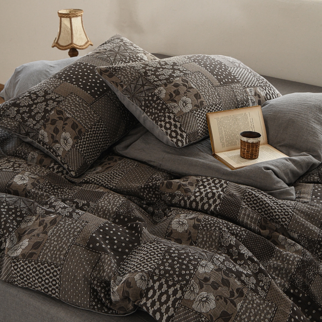 91家纺网 家纺一手货源 找家纺 （总）松色家居 2026新款全棉稀有织法浮雕四件套-纳兰河畔