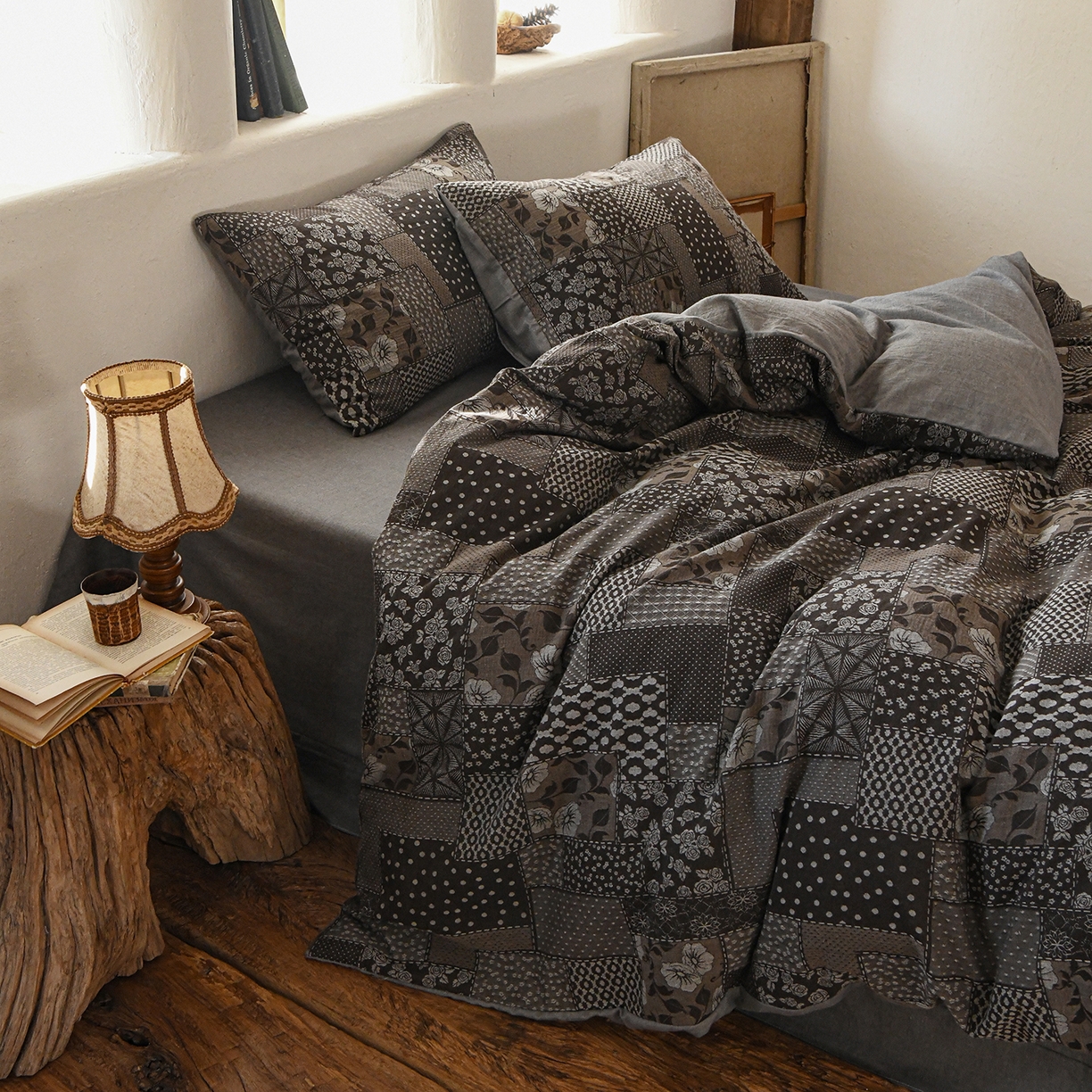 91家纺网 家纺一手货源 找家纺 （总）松色家居 2026新款全棉稀有织法浮雕四件套-纳兰河畔