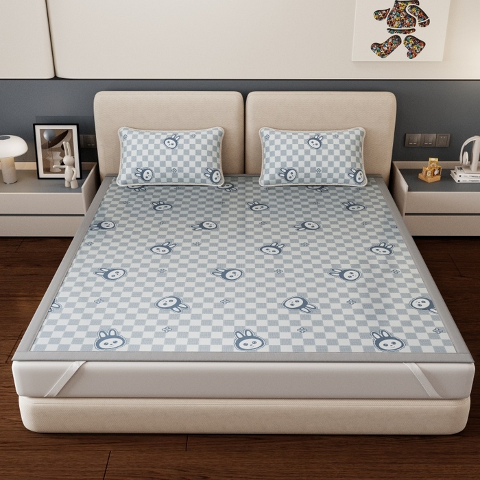 91家纺网 家纺一手货源 找家纺 好福居 2026新款A类冰感抑菌印花冰丝席凉席-床笠款-床席款 拉布布蓝-床席款