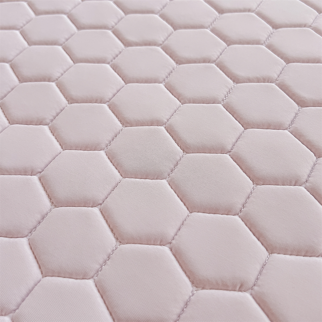 91家纺网 家纺一手货源 找家纺 爱宝被业 2026新款硅胶凉席席子凉席三件套 香芋紫