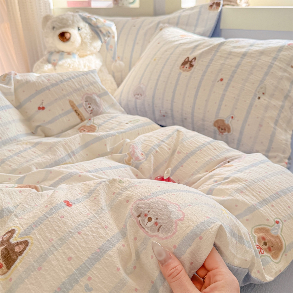 91家纺网 家纺一手货源 找家纺 名兮家居 2026新款A类皱皱纱四件套 蓝条日记