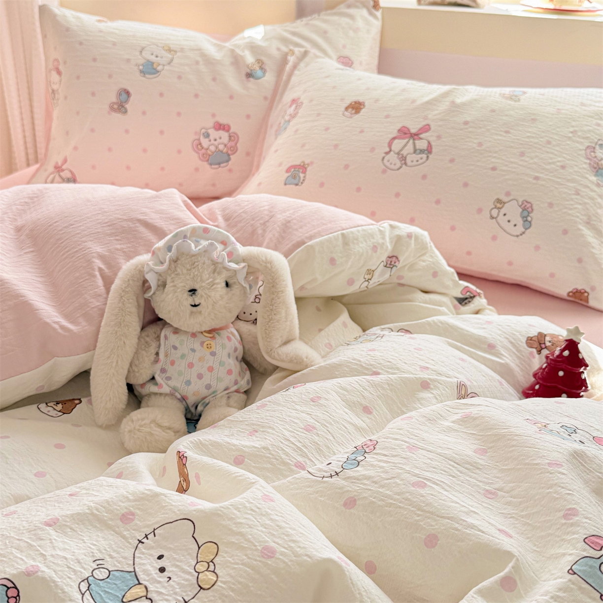 91家纺网 家纺一手货源 找家纺 名兮家居 2026新款A类皱皱纱四件套 天使猫咪