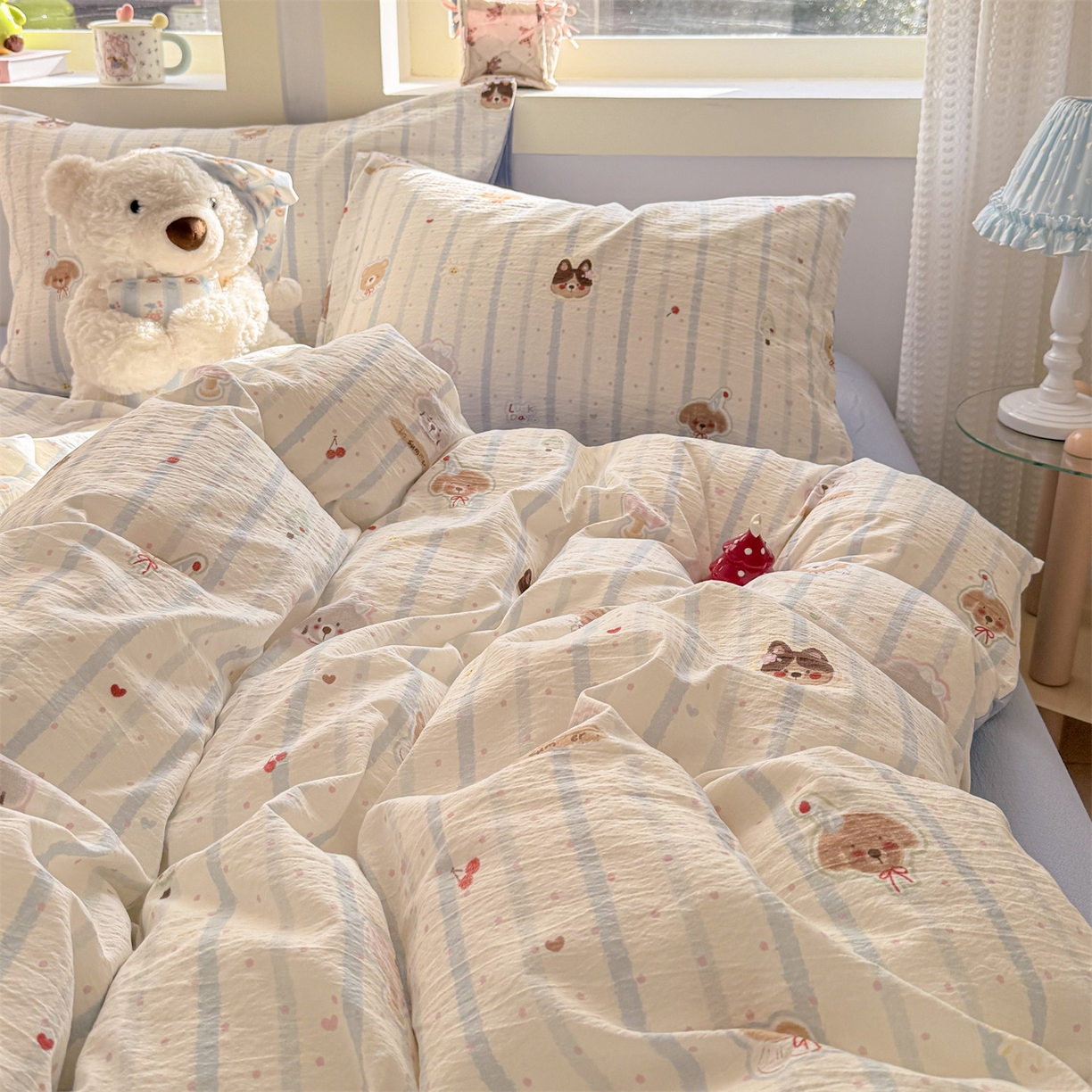 91家纺网 家纺一手货源 找家纺 名兮家居 2026新款A类皱皱纱四件套 蓝条日记