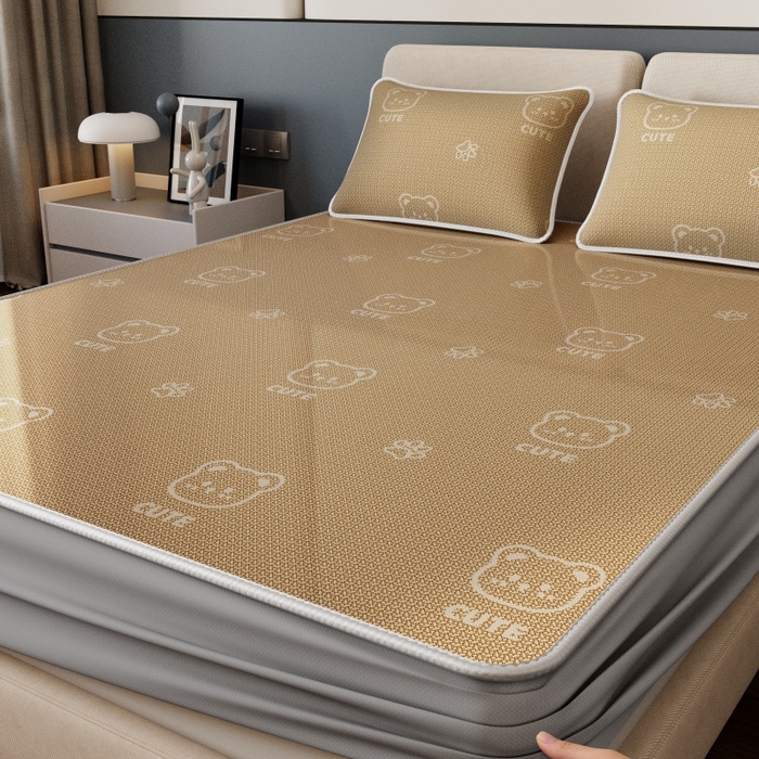 91家纺网 家纺一手货源 找家纺 好福居 2026新款A类冰感抑菌印花冰丝席凉席-床笠款-床席款 开心小熊咖-床笠款