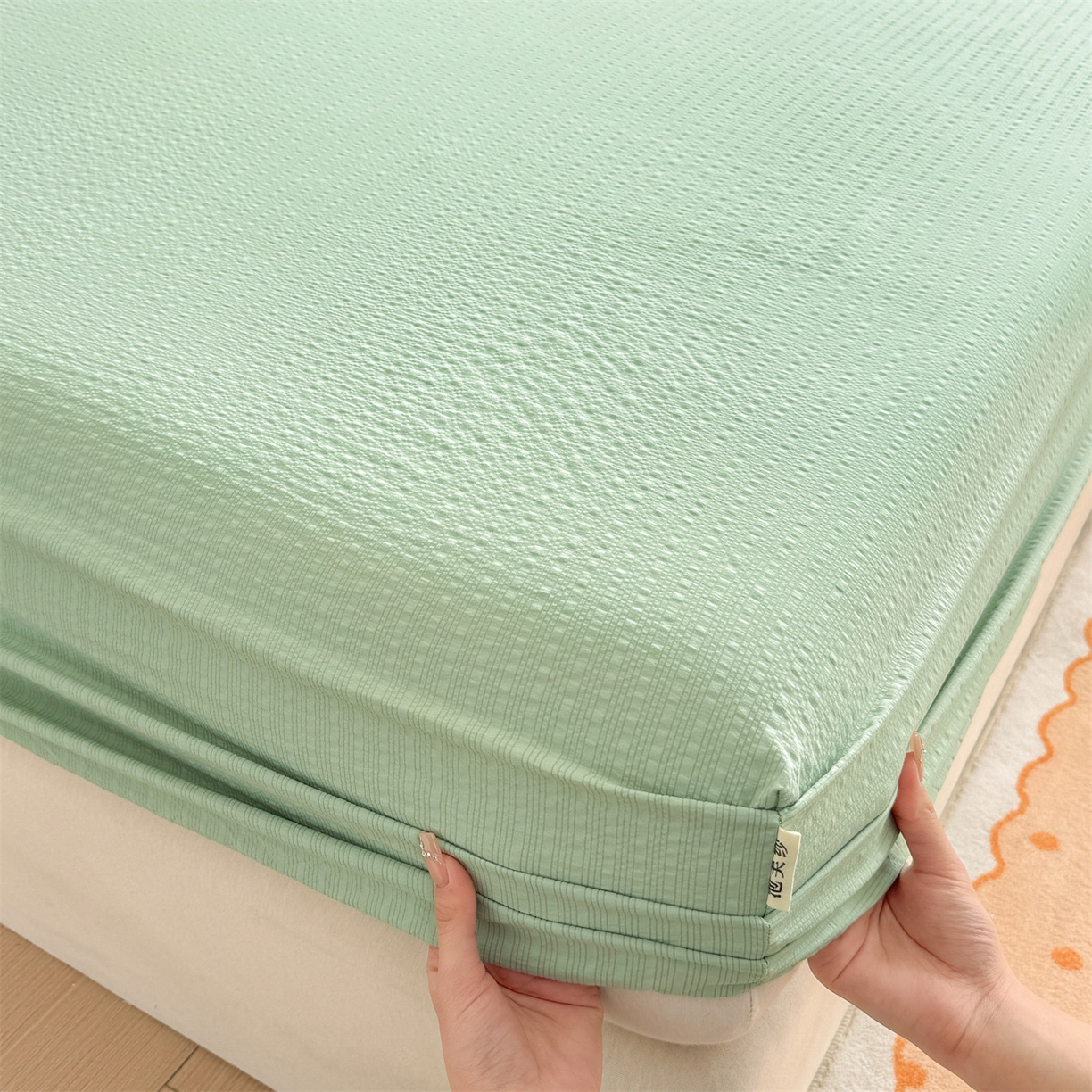 91家纺网 家纺一手货源 找家纺 优眠坊 2026春夏新款泡芙纱印花单床笠 床笠单件 森林绿-单层