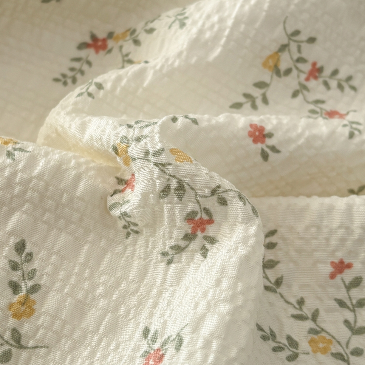 91家纺网 家纺一手货源 找家纺 （总）N先生+V 13814689556 发大图/买家秀 2026新款A类毛球花边泡芙纱四件套