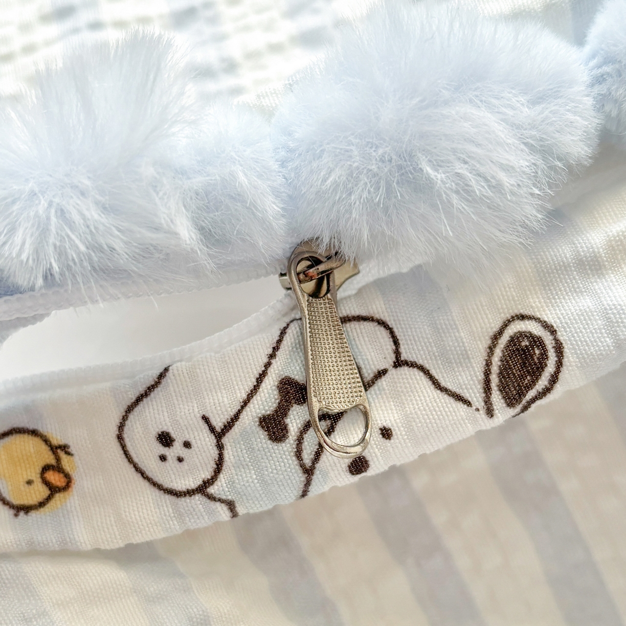 91家纺网 家纺一手货源 找家纺 N先生+V 13814689556 发大图/买家秀 2026新款A类毛球花边泡芙纱四件套 欢乐帕恰