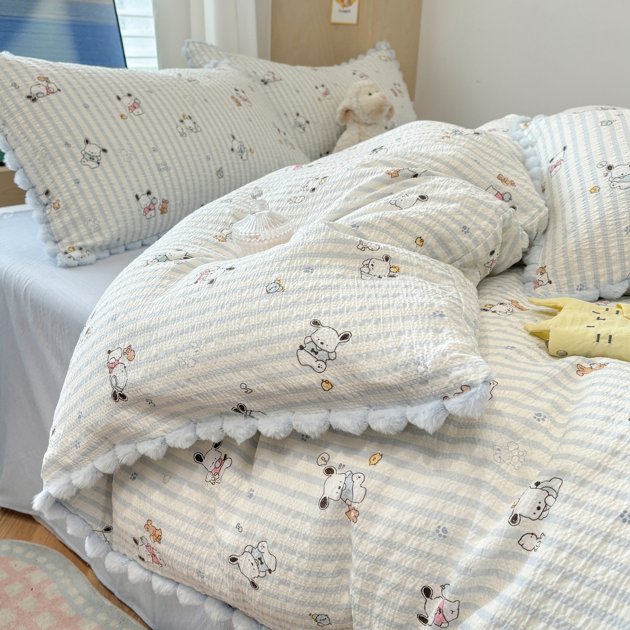 91家纺网 家纺一手货源 找家纺 N先生+V 13814689556 发大图/买家秀 2026新款A类毛球花边泡芙纱四件套 欢乐帕恰