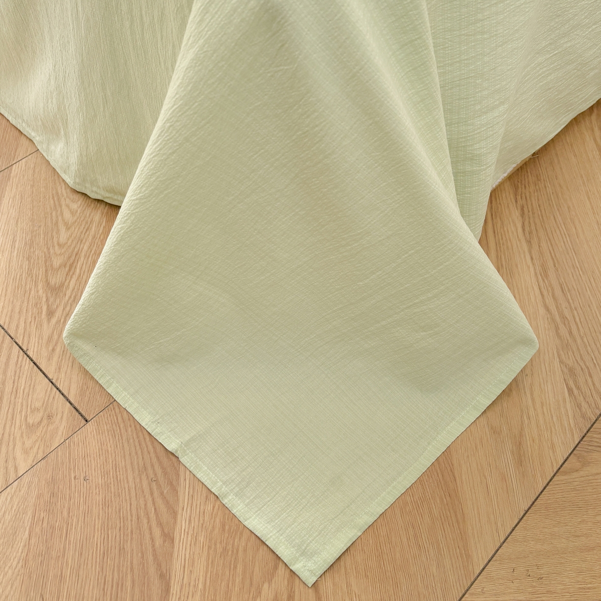 91家纺网 家纺一手货源 找家纺 N先生+V 13814689556 发大图/买家秀 2026新款A类毛球花边泡芙纱四件套 可爱熊猫