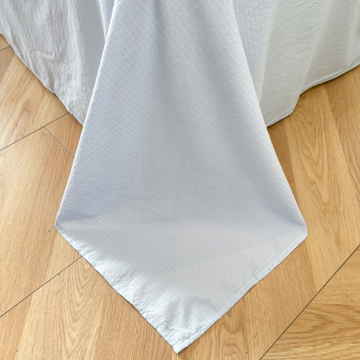 91家纺网 家纺一手货源 找家纺 N先生+V 13814689556 发大图/买家秀 2026新款A类毛球花边泡芙纱四件套 欢乐帕恰