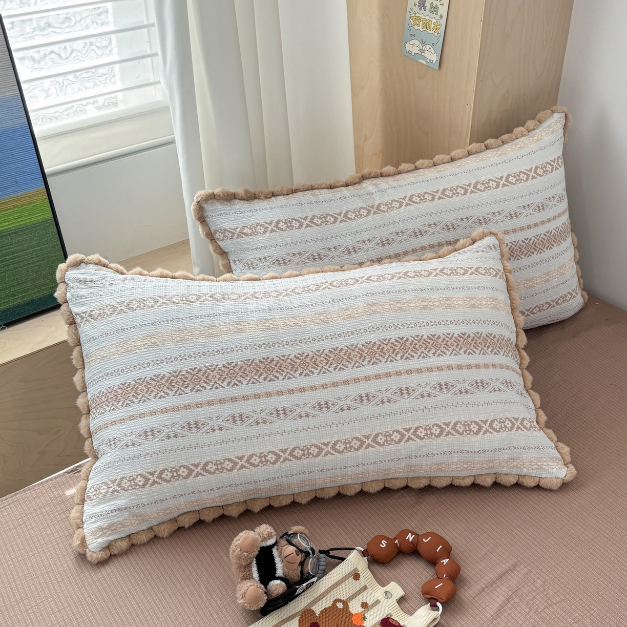 91家纺网 家纺一手货源 找家纺 N先生+V 13814689556 发大图/买家秀 2026新款A类毛球花边泡芙纱四件套 遇见