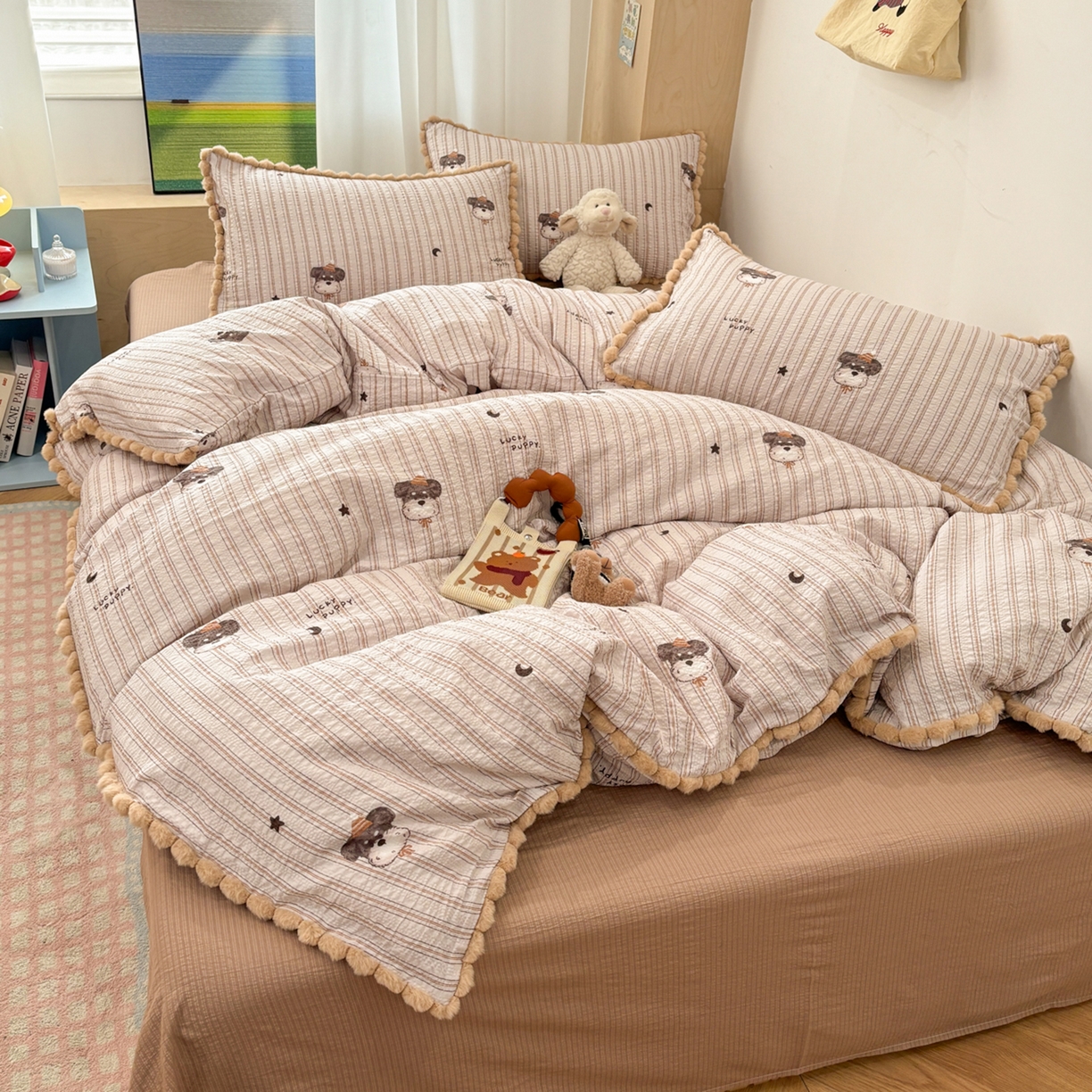 91家纺网 家纺一手货源 找家纺 N先生+V 13814689556 发大图/买家秀 2026新款A类毛球花边泡芙纱四件套 雪纳瑞