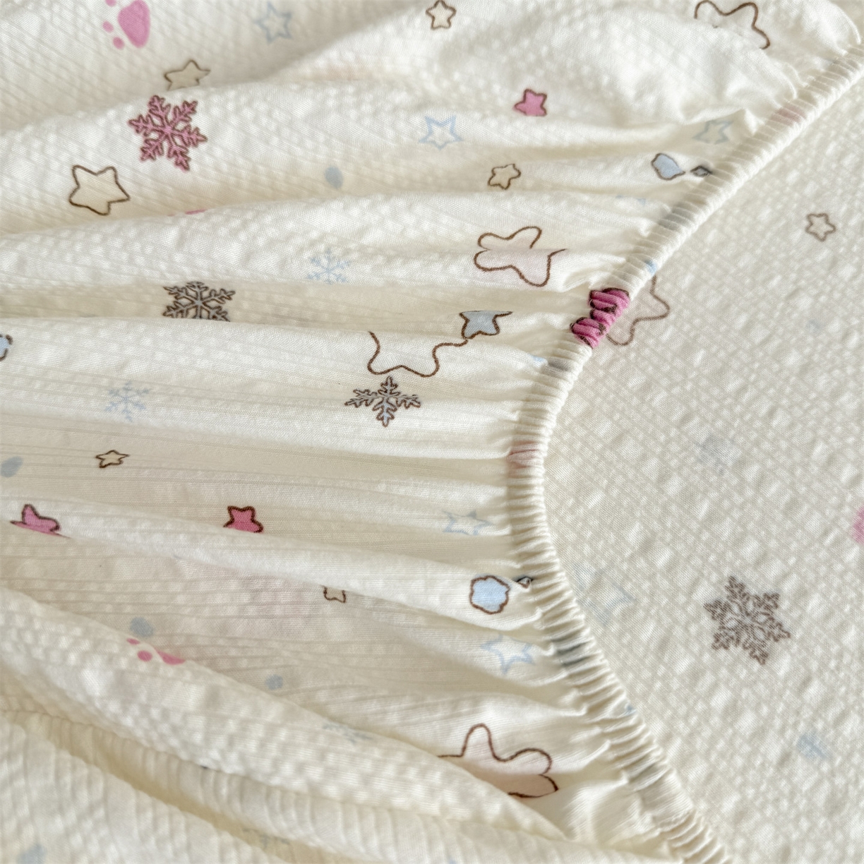 91家纺网 家纺一手货源 找家纺 优眠坊 2026春夏新款泡芙纱印花单床笠 床笠单件 甜心宝贝-单层