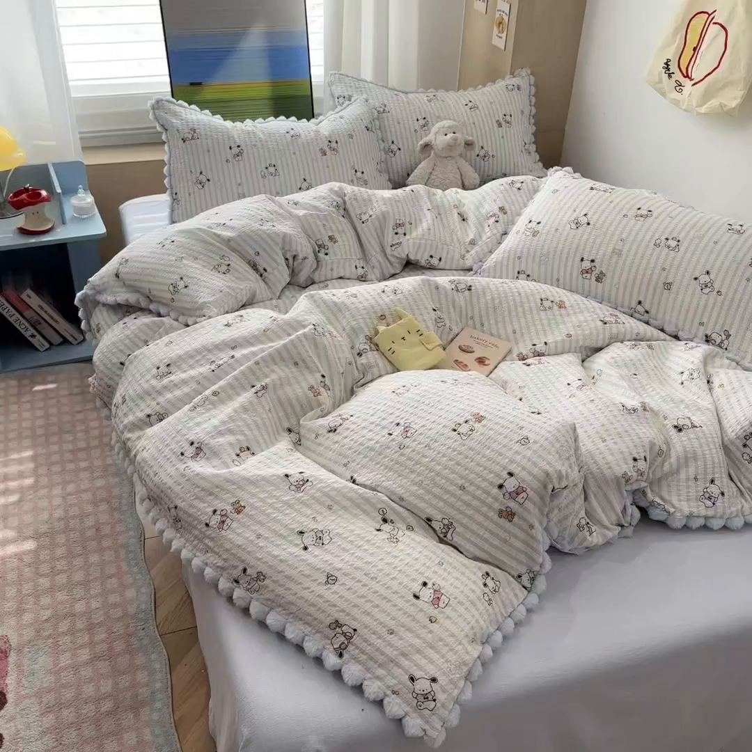 91家纺网 家纺一手货源 找家纺 N先生+V 13814689556 发大图/买家秀 2026新款A类毛球花边泡芙纱四件套 欢乐帕恰