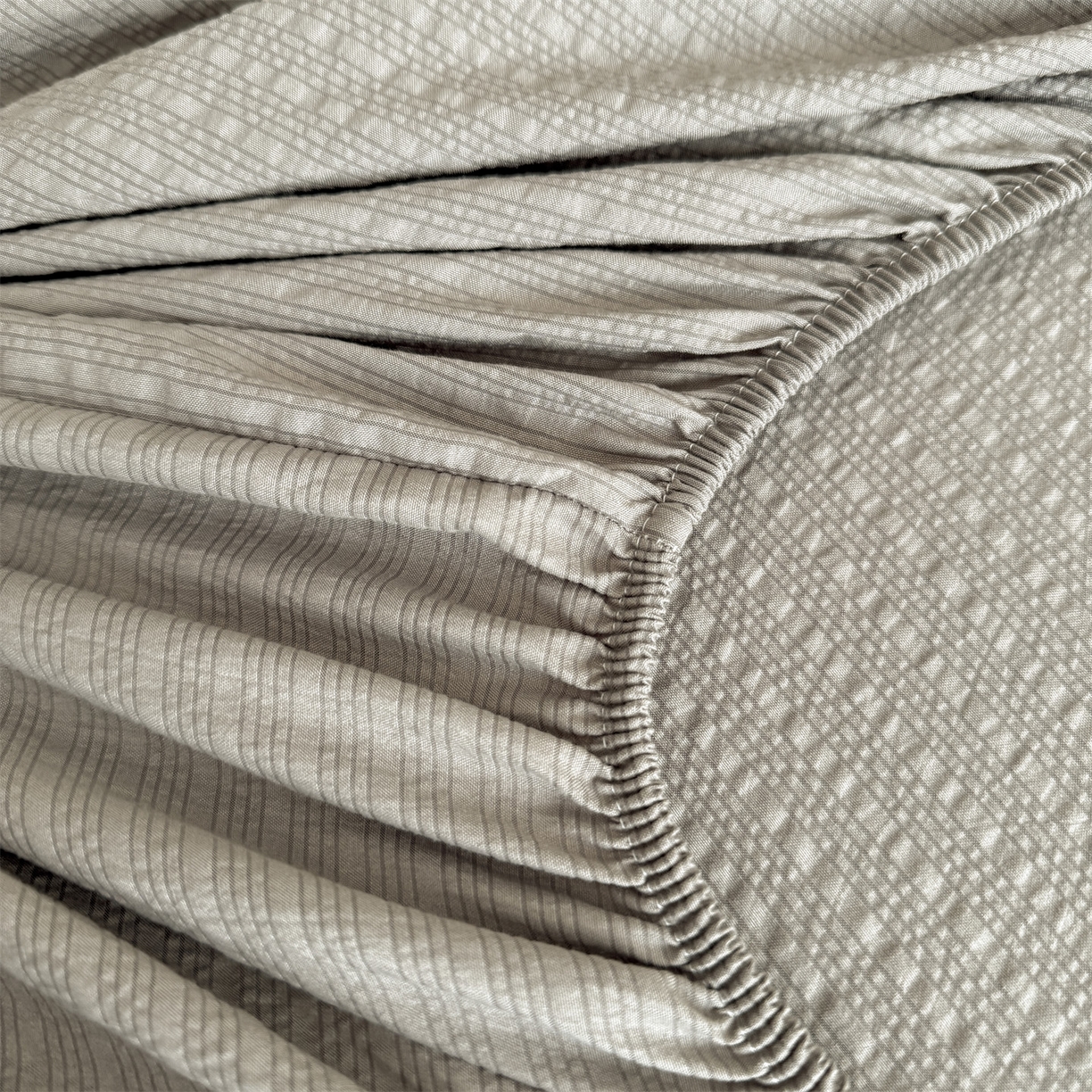 91家纺网 家纺一手货源 找家纺 优眠坊 2026春夏新款泡芙纱印花单床笠 床笠单件 陨石灰-单层