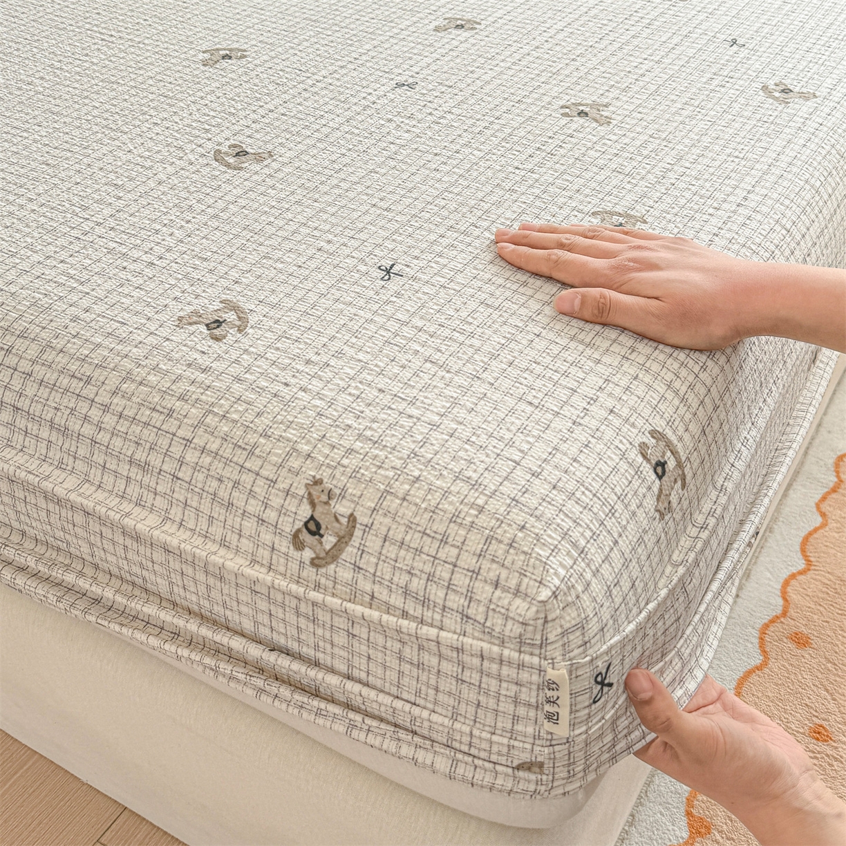 91家纺网 家纺一手货源 找家纺 优眠坊 2026春夏新款泡芙纱印花单床笠 床笠单件 织纹木马-单层