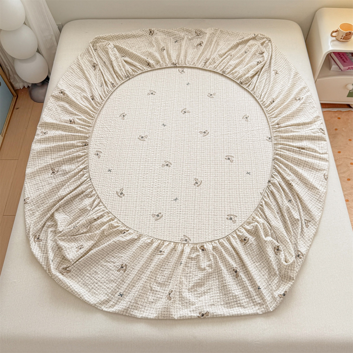 91家纺网 家纺一手货源 找家纺 优眠坊 2026春夏新款泡芙纱印花单床笠 床笠单件 织纹木马-单层