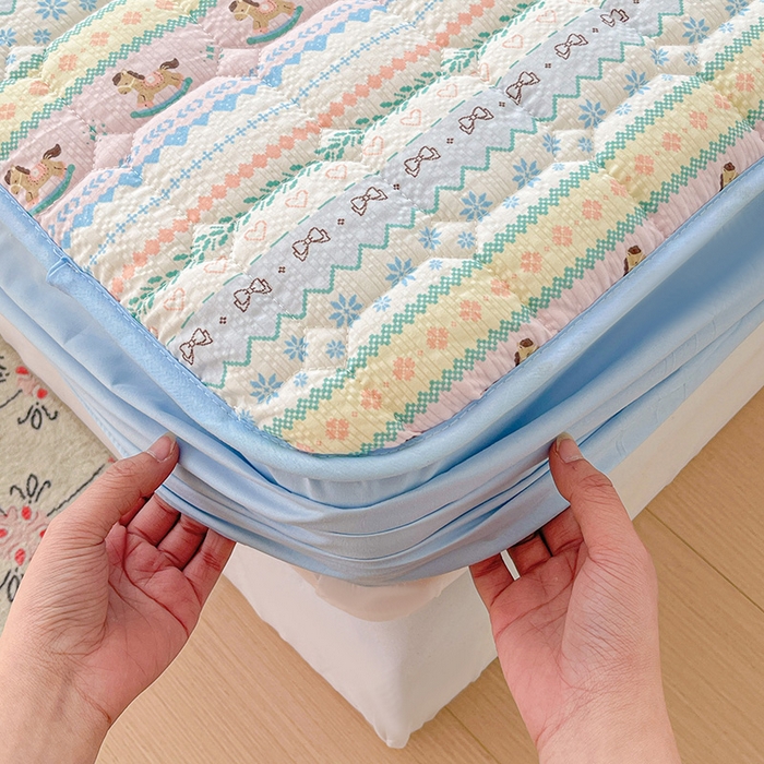 91家纺网 家纺一手货源 找家纺 小桃姐家纺 2026新款泡芙夹棉单床笠床笠单件 费尔岛小马驹