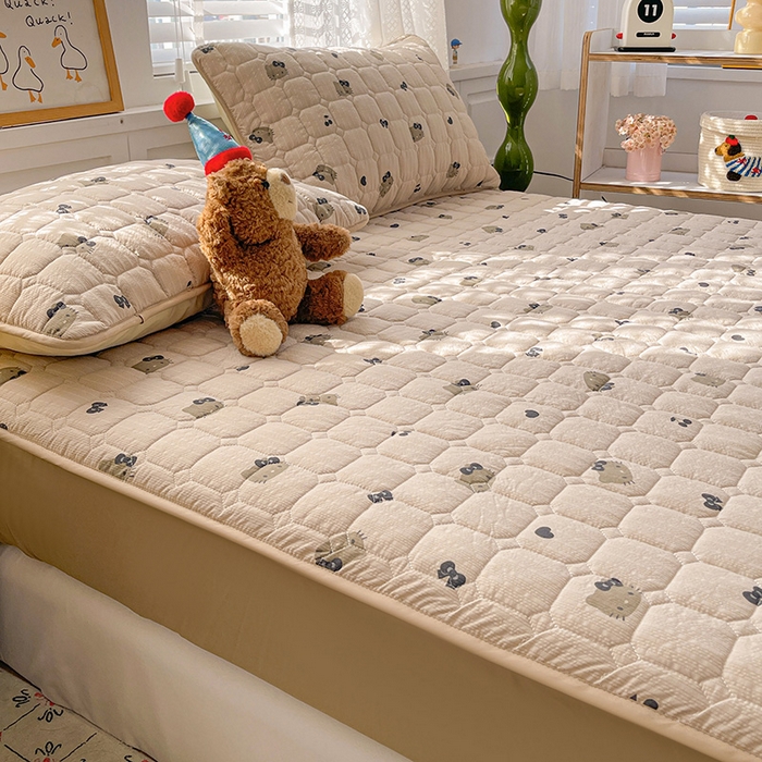 91家纺网 家纺一手货源 找家纺 小桃姐家纺 2026新款泡芙夹棉单床笠床笠单件 奶咖Kitty