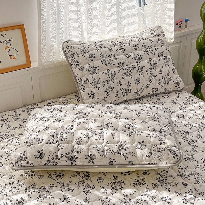 91家纺网 家纺一手货源 找家纺 小桃姐家纺 2026新款泡芙夹棉单床笠床笠单件 墨影蔷薇