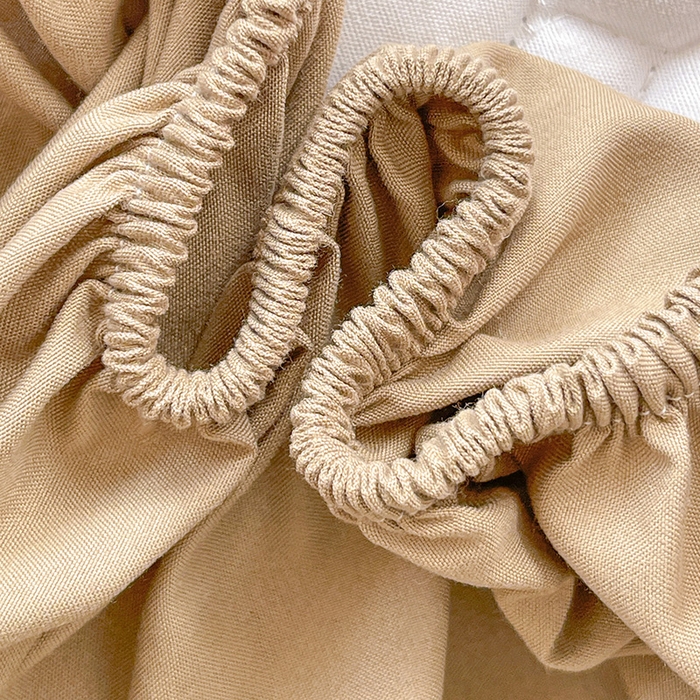 91家纺网 家纺一手货源 找家纺 小桃姐家纺 2026新款泡芙夹棉单床笠床笠单件 奶咖腊肠犬