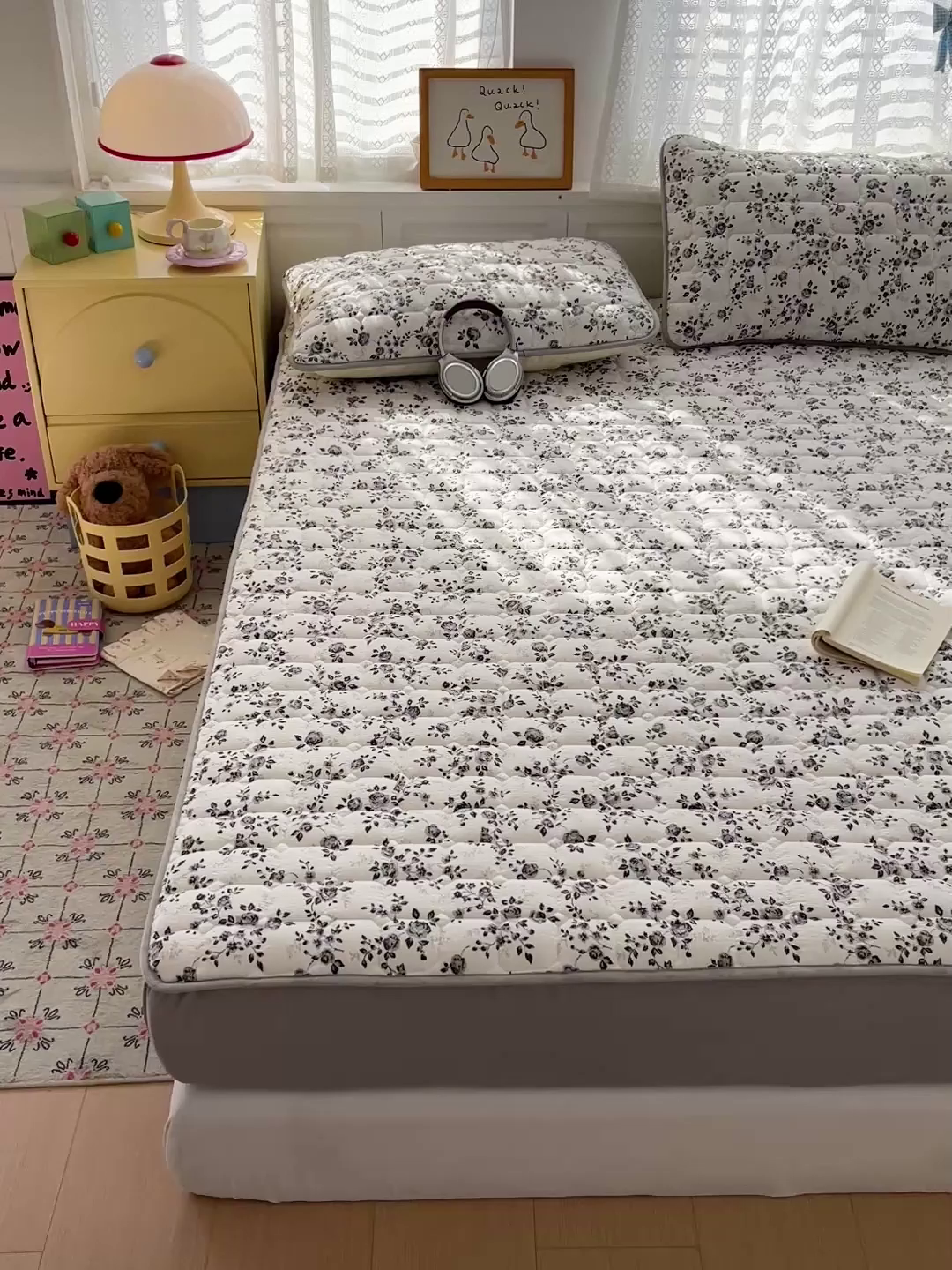 91家纺网 家纺一手货源 找家纺 小桃姐家纺 2026新款泡芙夹棉单床笠床笠单件 墨影蔷薇