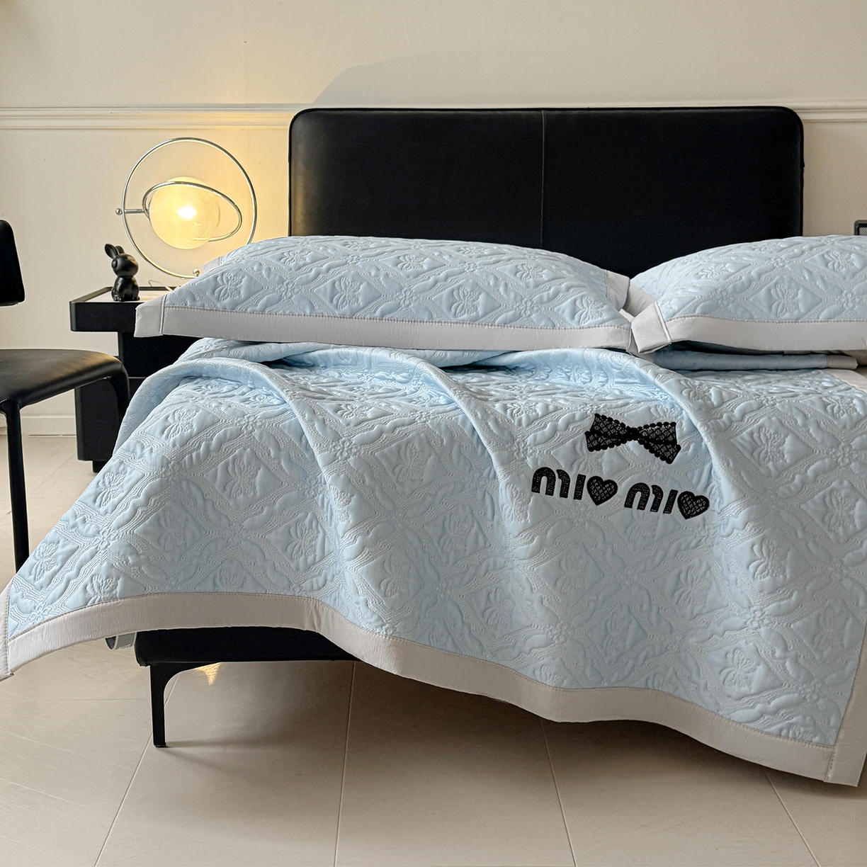 91家纺网 家纺一手货源 找家纺 （总）织雅漫 2026新款刺绣实拍爆款凉豆豆凉席100%PE乙伦绣花可水洗床席席子