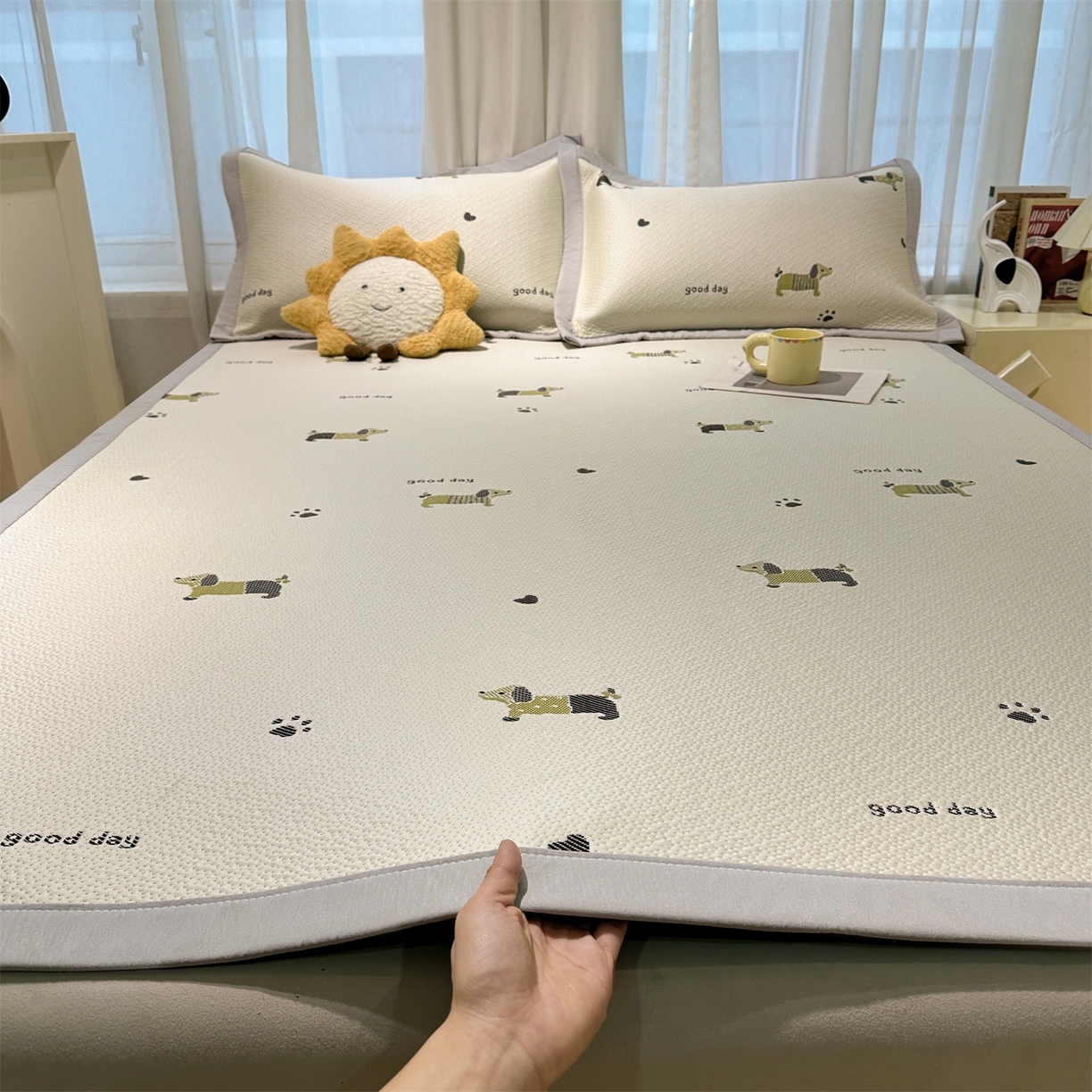 91家纺网 家纺一手货源 找家纺 （总）织雅漫 2026新款卡通实拍小红书爆款凉豆豆凉席100%PE 乙纶凉感可水洗床席席子