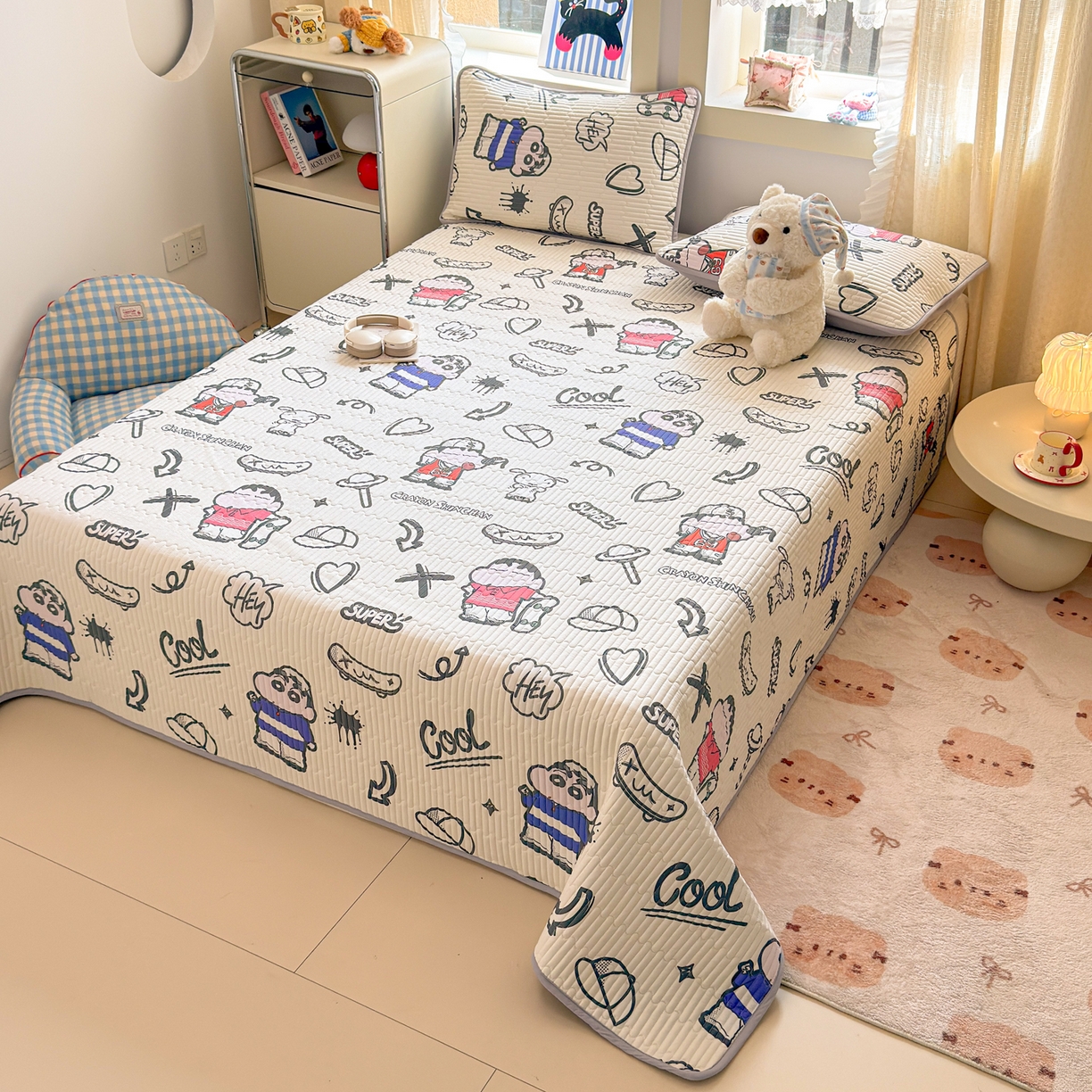 91家纺网 家纺一手货源 找家纺 雅萱家纺 2026新款A面全棉卡通印花蜡笔小新单床盖床盖单件床盖三件套 甜酷小新