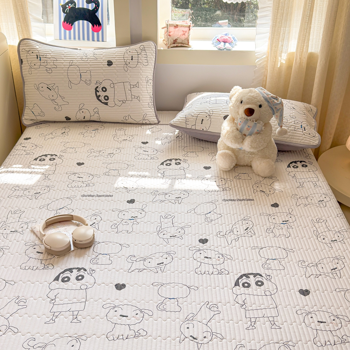 91家纺网 家纺一手货源 找家纺 雅萱家纺 2026新款A面全棉卡通印花蜡笔小新单床盖床盖单件床盖三件套 素描小新