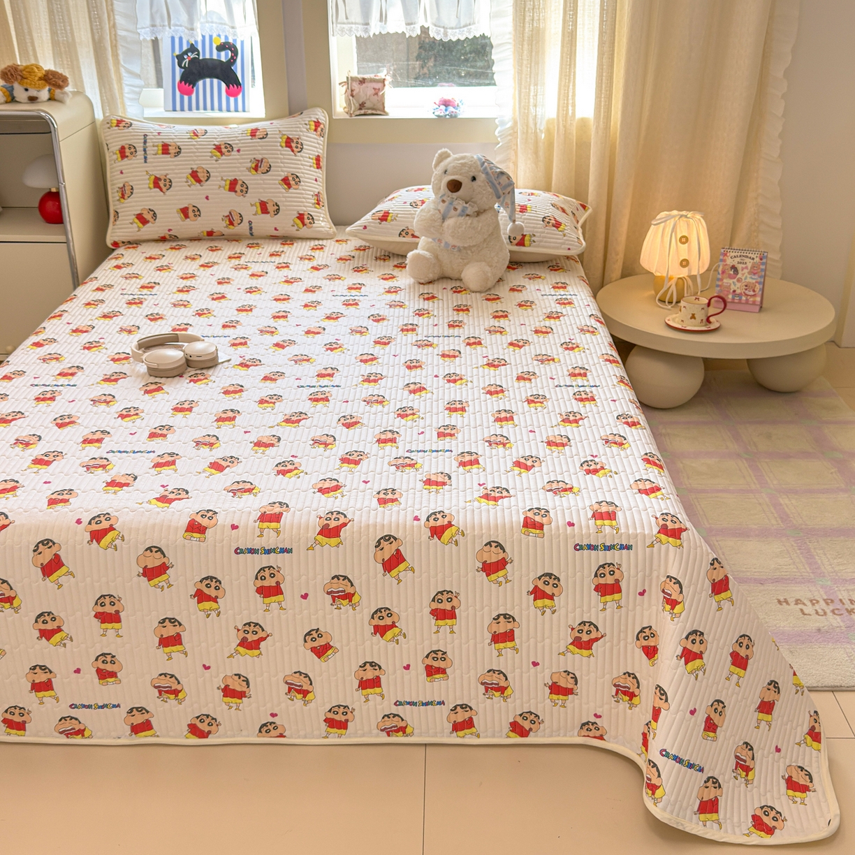 91家纺网 家纺一手货源 找家纺 雅萱家纺 2026新款A面全棉卡通印花蜡笔小新单床盖床盖单件床盖三件套 多变小新