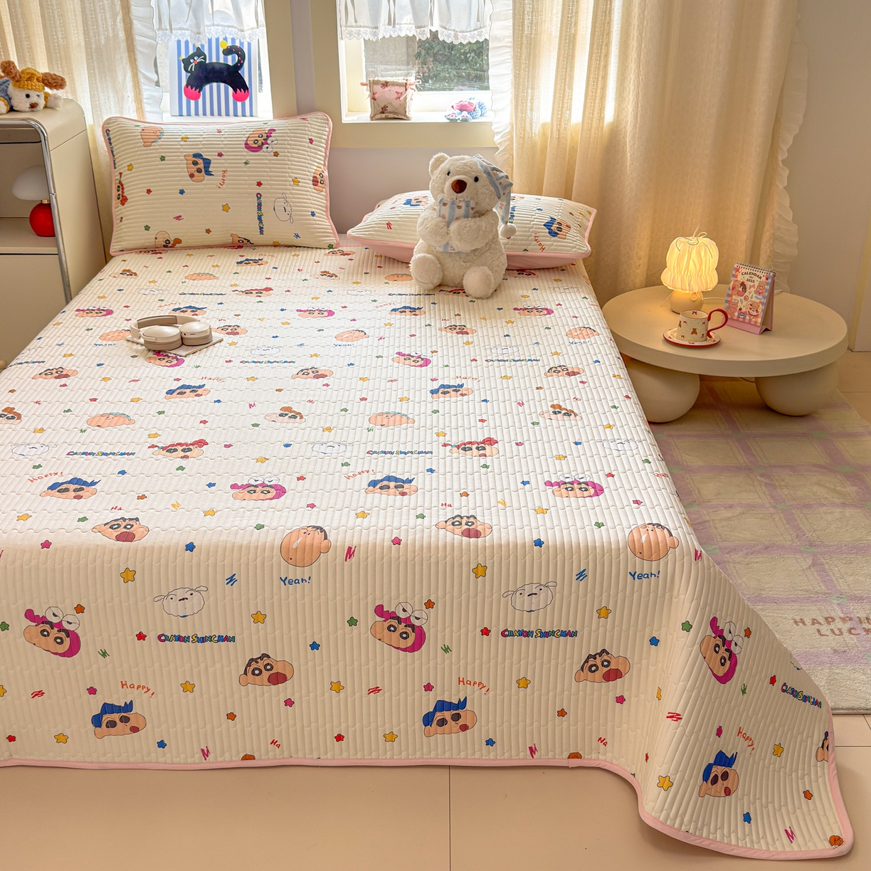 91家纺网 家纺一手货源 找家纺 雅萱家纺 2026新款A面全棉卡通印花蜡笔小新单床盖床盖单件床盖三件套 星星小新