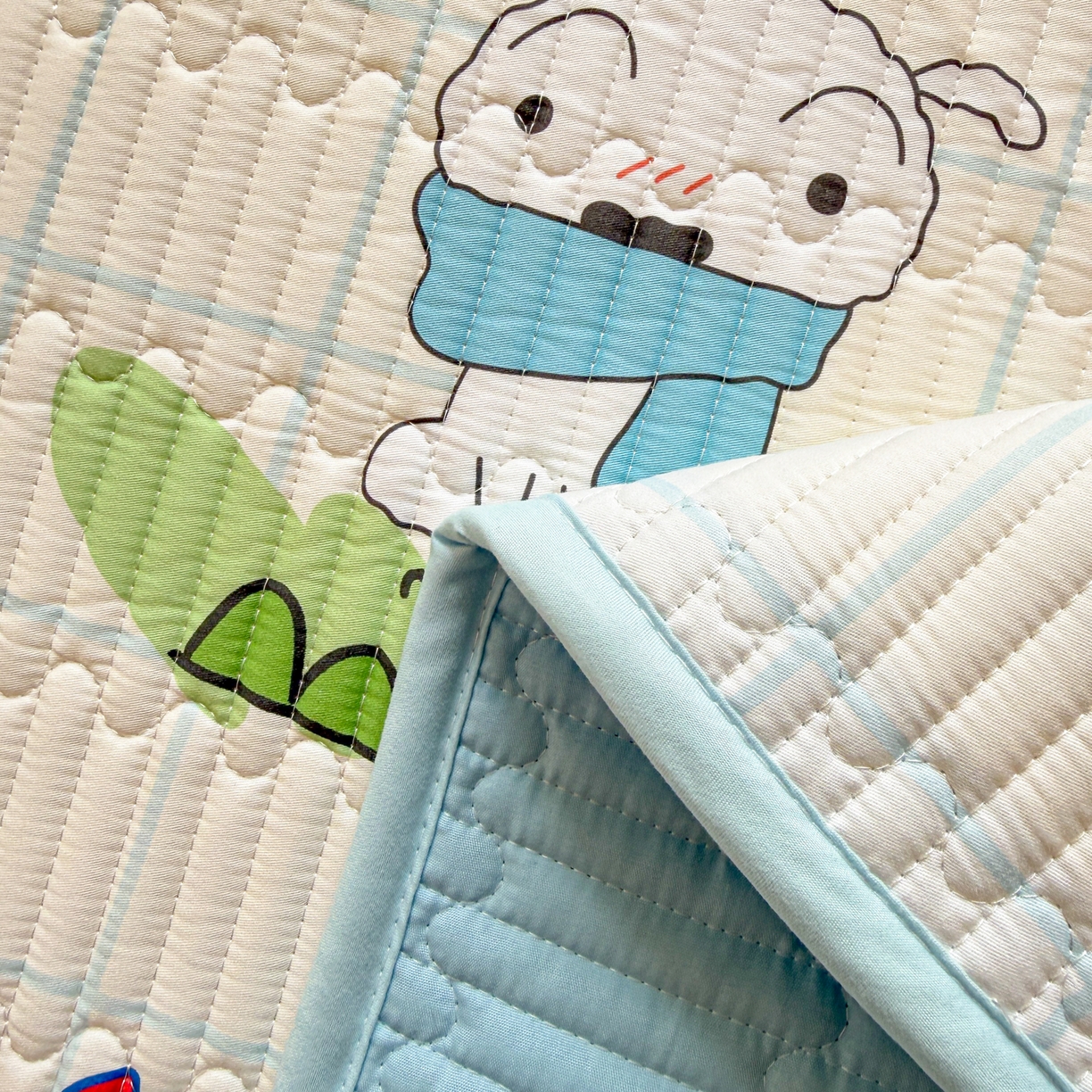 91家纺网 家纺一手货源 找家纺 雅萱家纺 2026新款A面全棉卡通印花蜡笔小新单床盖床盖单件床盖三件套 元气小新